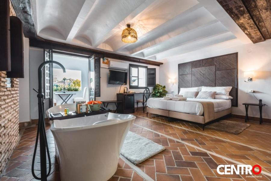 EDIFICIO HOTEL EN GRANADA
