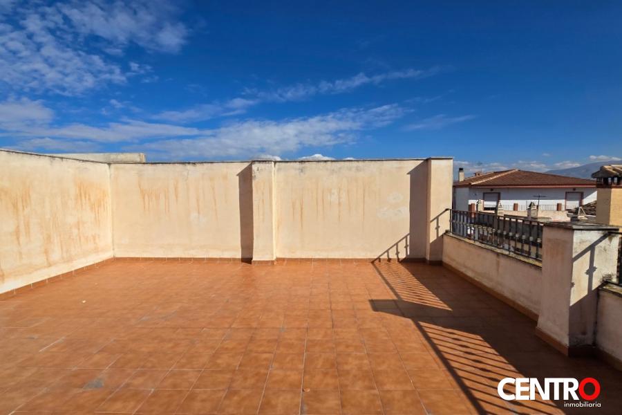 Ático en Ogíjares con terraza 