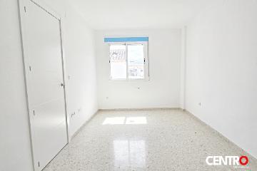 Piso en Ogíjares con garaje