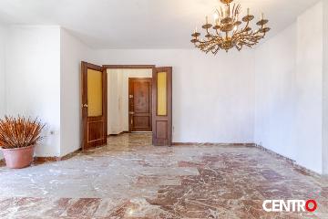 Piso en venta en las Perlas de Granada