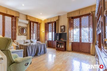 Piso en Bibarrambla Granada centro